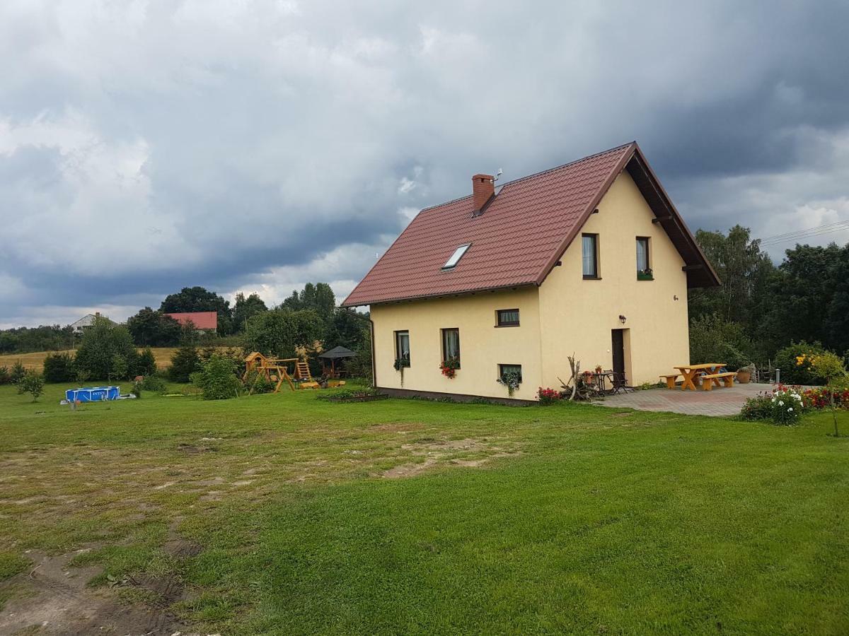 Dworek Wiatrow Bed & Breakfast Debogory Exterior foto